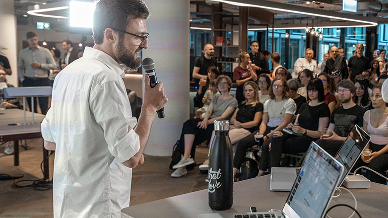 candylabs-keynotes-enes-uenal-ux-experience-design-ixda-frankfurt.png